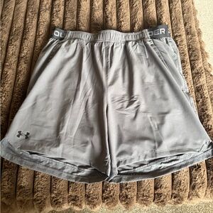 Brand New Men’s Size 2XL Under Armour Gray Performance Shorts